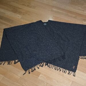 Roots Charcoal Speckled SHAWL